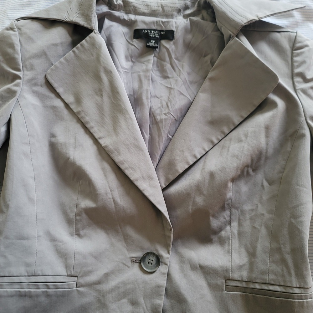 Ann‎ Taylor Petite 2P Beige Lightweight Blazer Jacket Career Office Casual